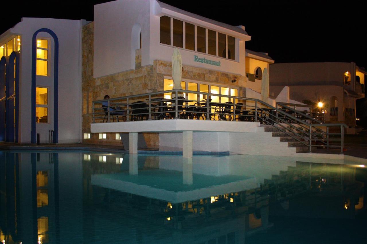 Skion Palace Beach Hotel-Bungalows & Boutique Hotel Nea Skioni Eksteriør billede