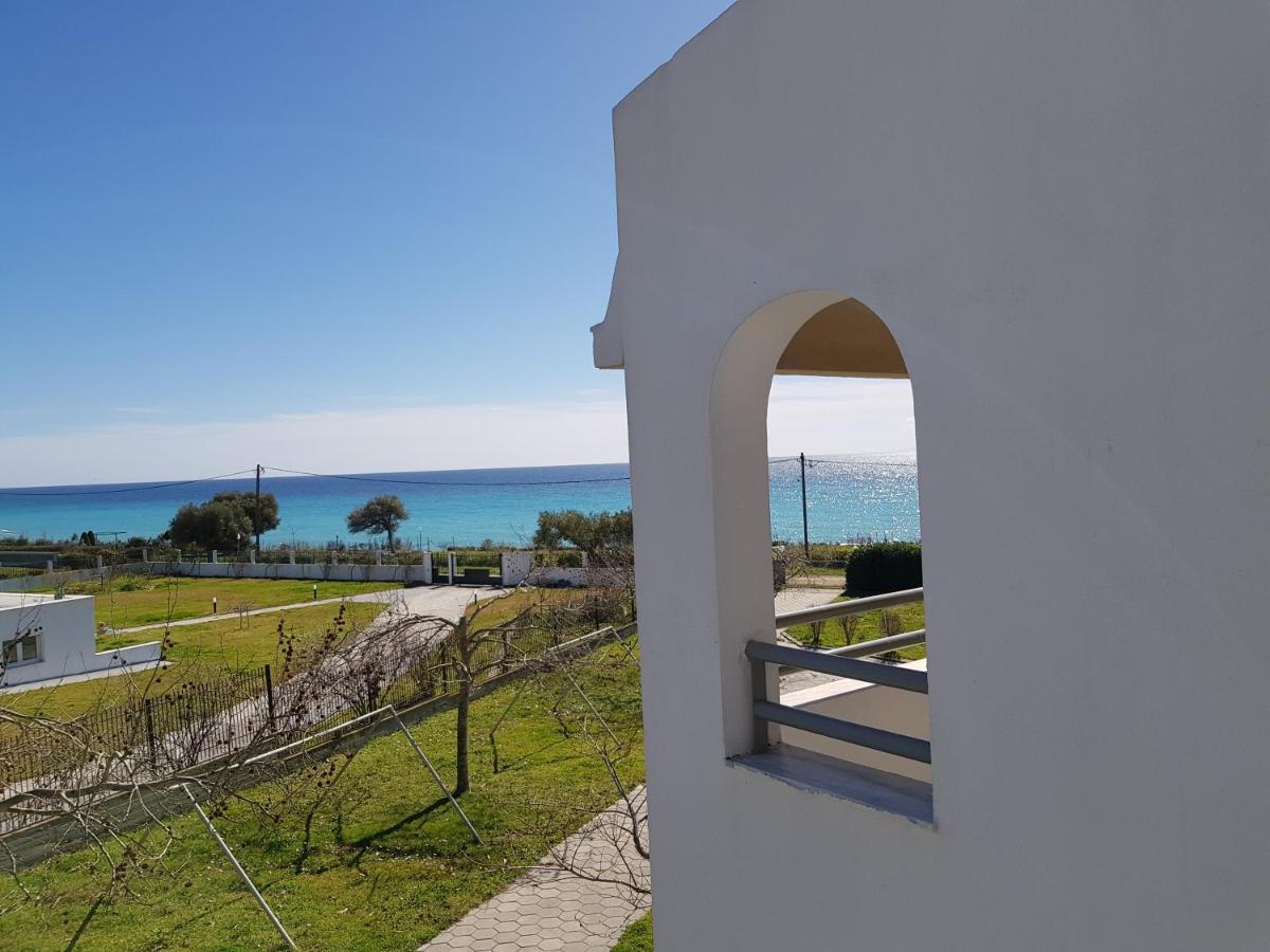 Skion Palace Beach Hotel-Bungalows & Boutique Hotel Nea Skioni Eksteriør billede